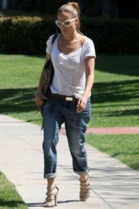 Jennifer lopez for CELEBRITIES WHO SLEW BOYFRIEND JEANS!